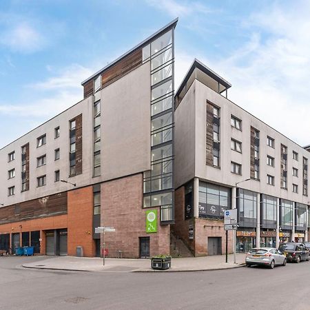 Jkg Property Solutions Presents Cosy City Apartment Ковънтри Екстериор снимка