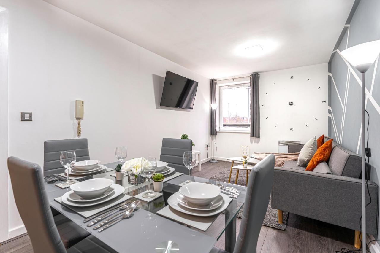 Jkg Property Solutions Presents Cosy City Apartment Ковънтри Екстериор снимка